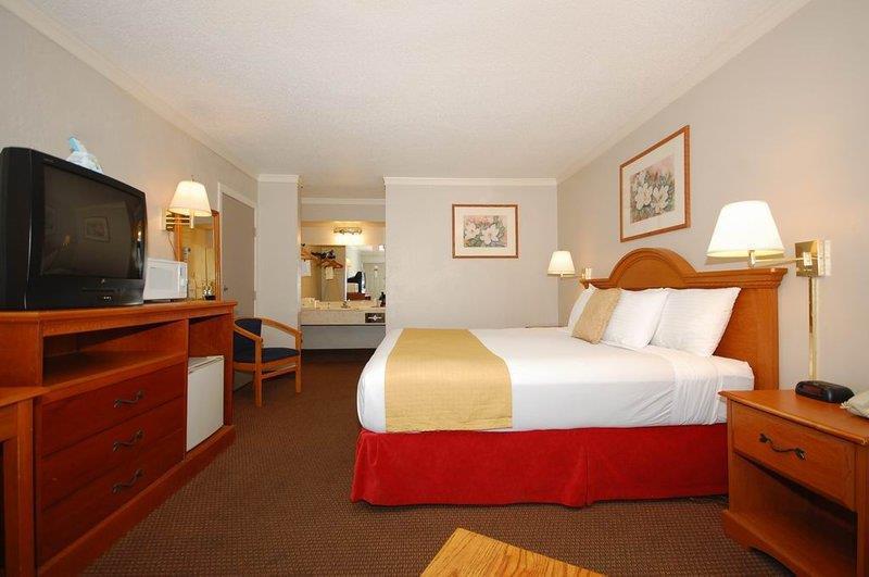Red Roof Inn Forrest City Bilik gambar